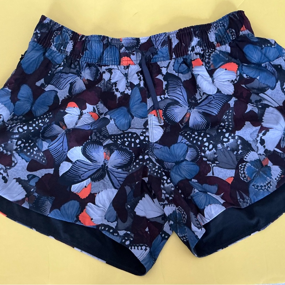 Lululemon Go the Distance REVERSIBLE shorts 12 BIGGIE SO FLY BUTTERFLY PIZZAZZ - Picture 2 of 6
